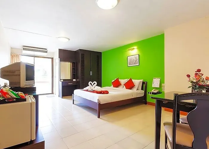 Wongcharearn Mansion 3*